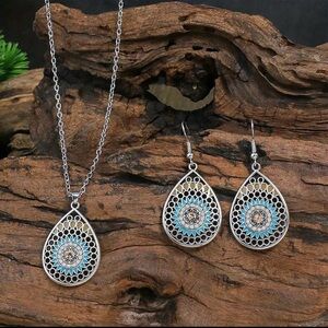 3pcs Boho Chic Waterdrop Flower Carving Jewelry Set